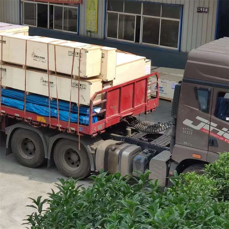 江西南昌湾里至新疆阿勒泰福海县物流专线，一站式服务，让您的货物畅行无忧